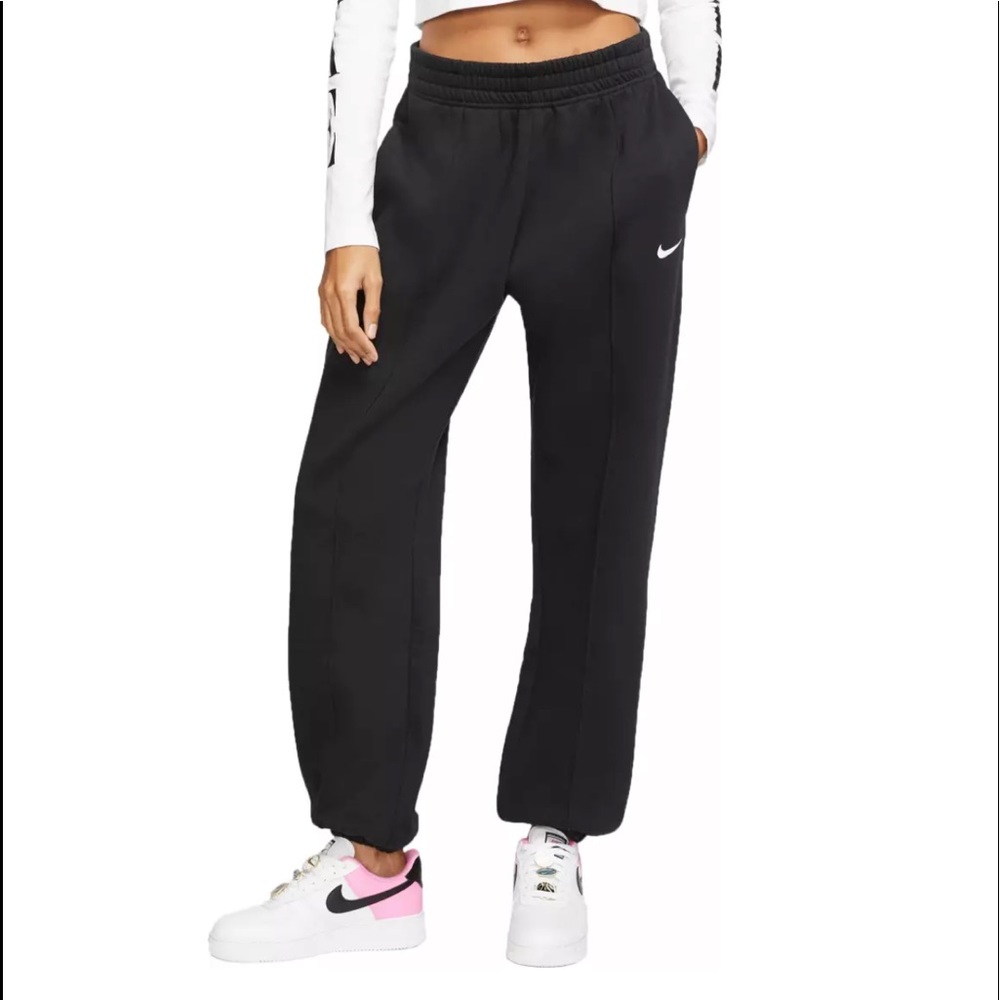 nike womens sweats